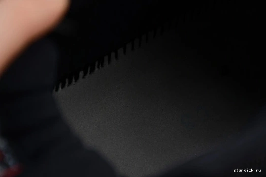 11 Jordan (2019) Playoffs  Bred 378037-061 378037-061 Retro 0411